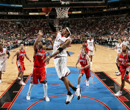 赛中一度引 赛中一度引