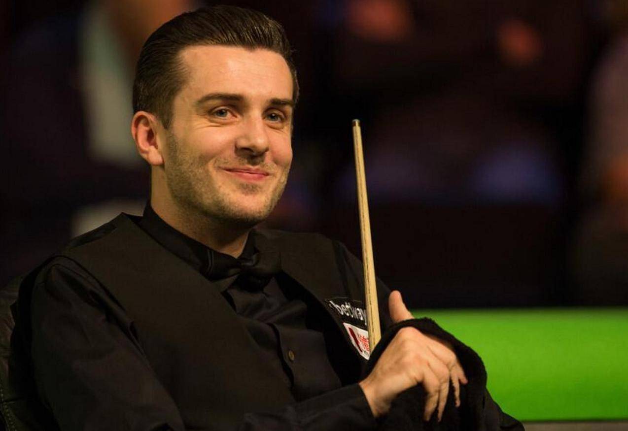 他逐步站上 他逐步站上