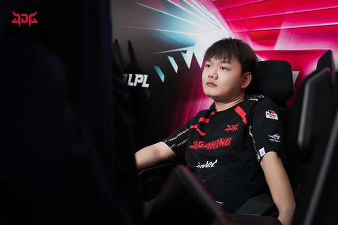 窦泽成的T 窦泽成的T