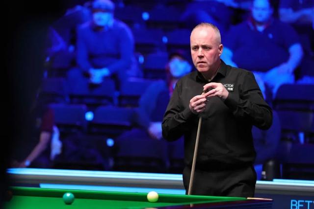 他不止一次 他不止一次