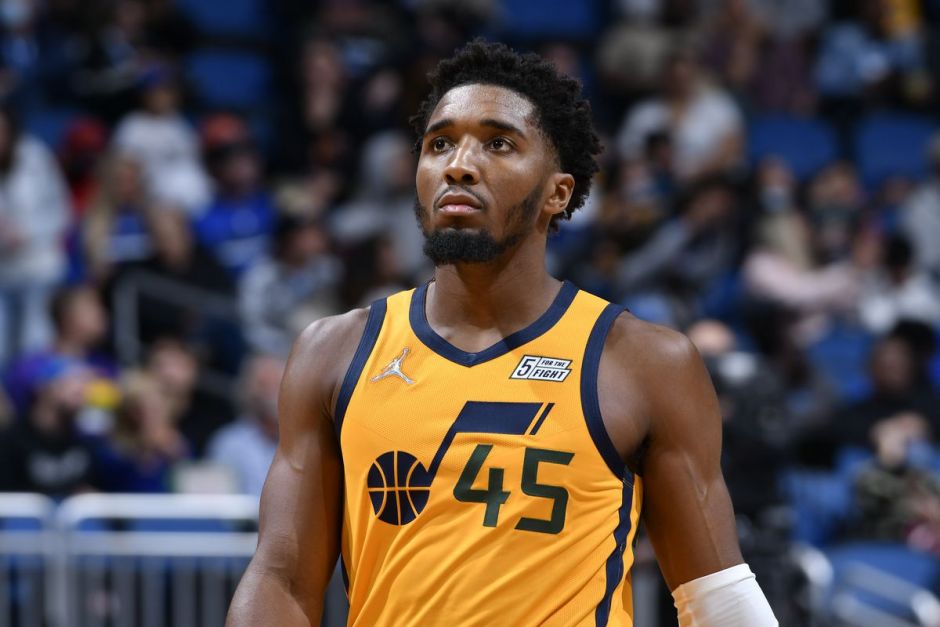 展硕夺首金 展硕夺首金