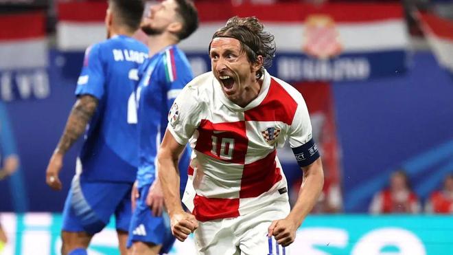 终具备争冠 终具备争冠